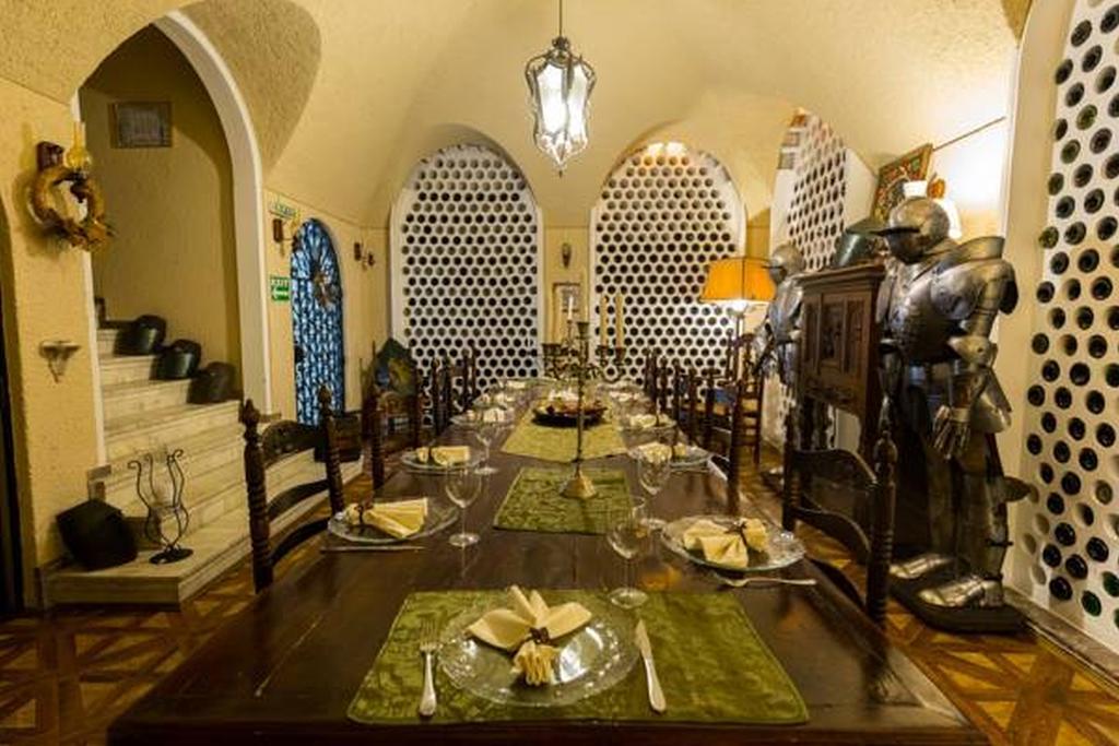 Grand Boutique Hotel Бухарест Экстерьер фото