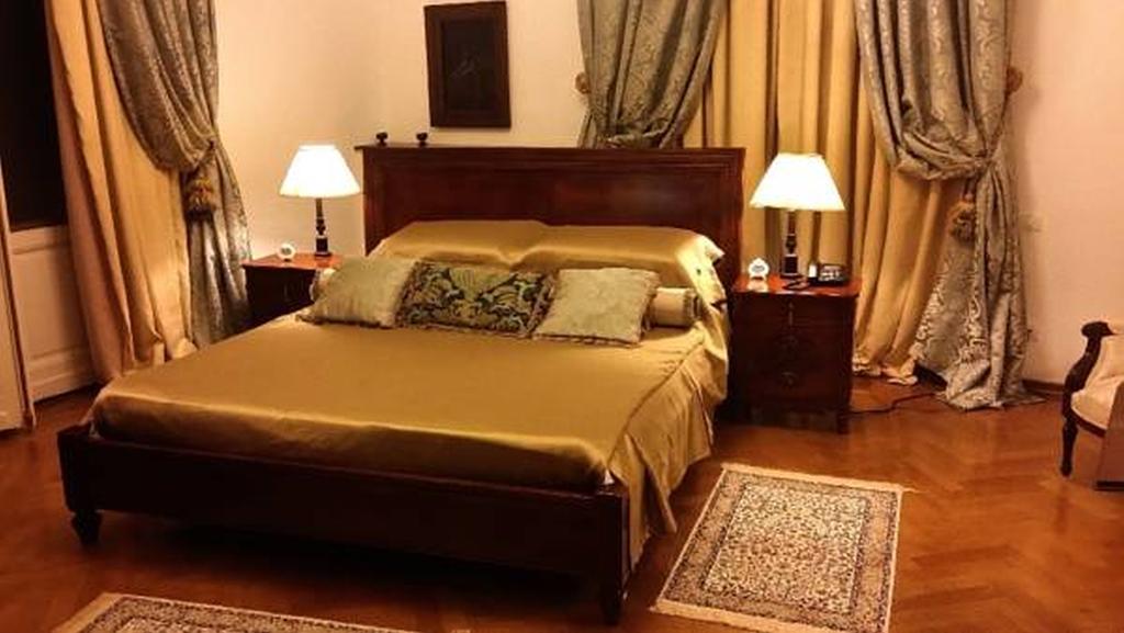 Grand Boutique Hotel Бухарест Экстерьер фото
