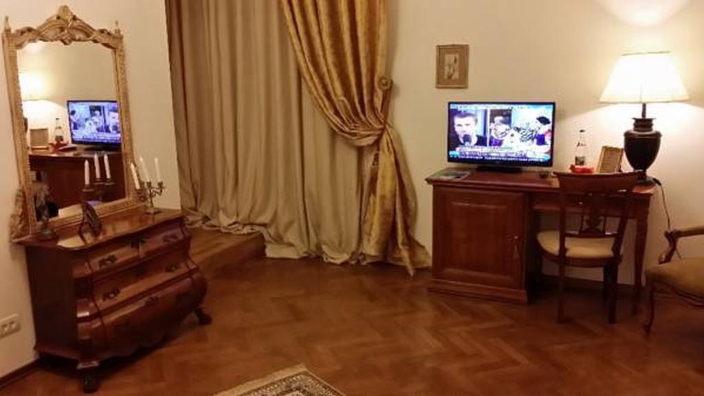 Grand Boutique Hotel Бухарест Экстерьер фото