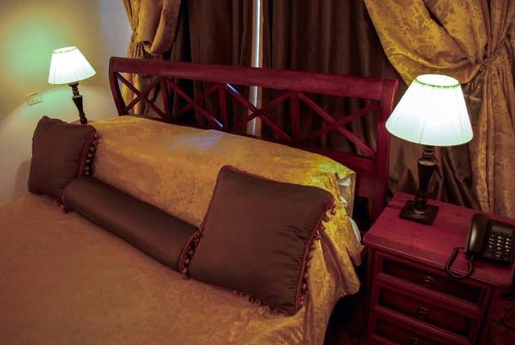 Grand Boutique Hotel Бухарест Экстерьер фото