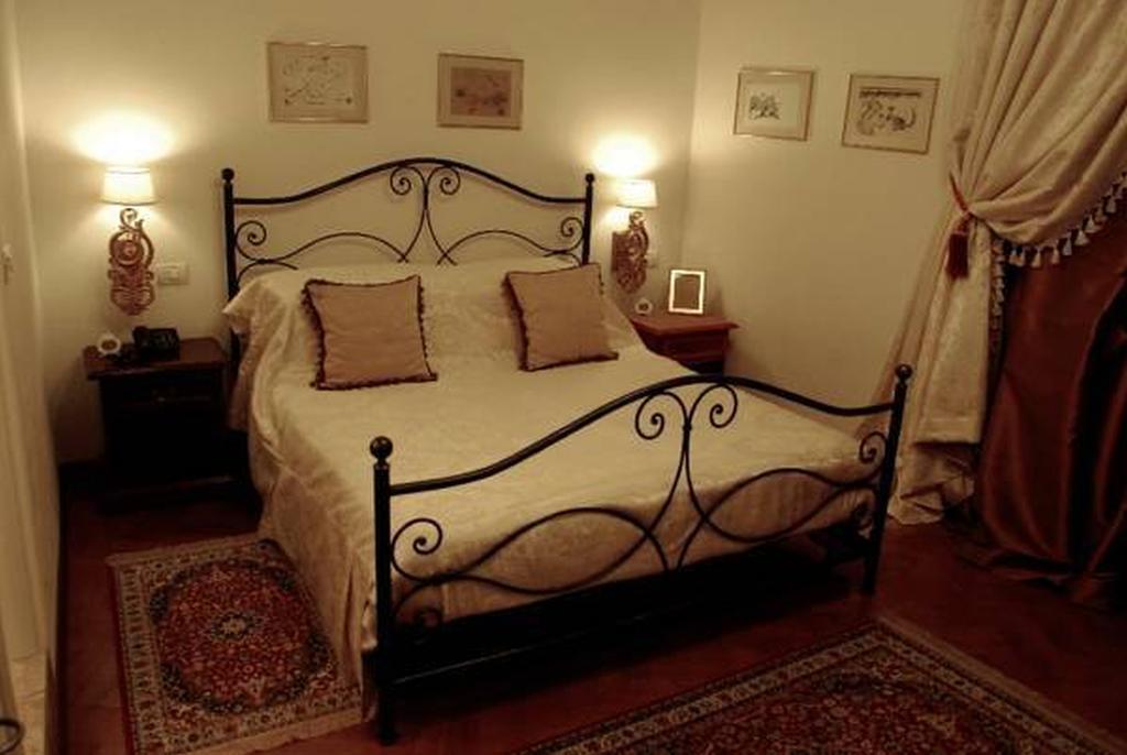 Grand Boutique Hotel Бухарест Экстерьер фото