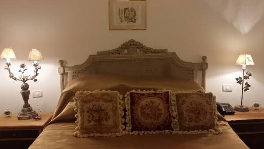 Grand Boutique Hotel Бухарест Экстерьер фото