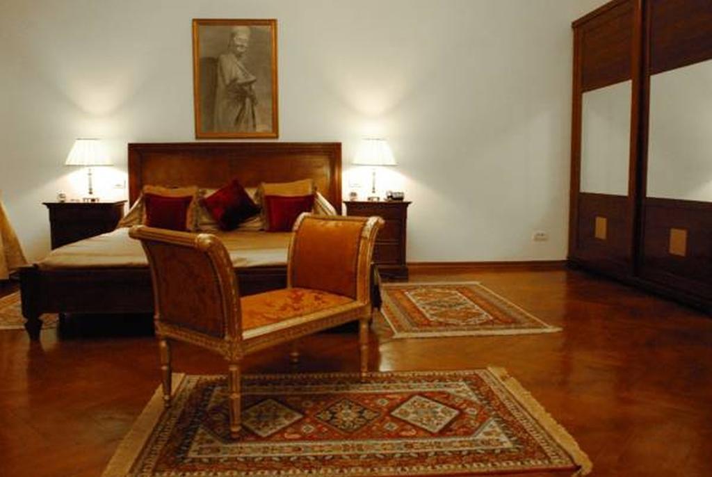 Grand Boutique Hotel Бухарест Экстерьер фото