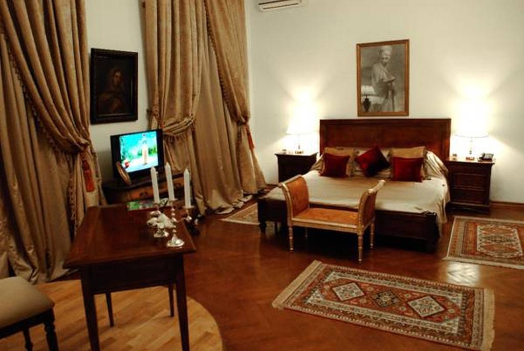 Grand Boutique Hotel Бухарест Экстерьер фото